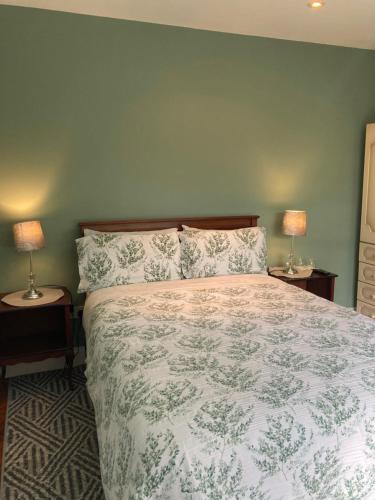 Fitzgeralds Farmhouse Accommodation V94 YY47