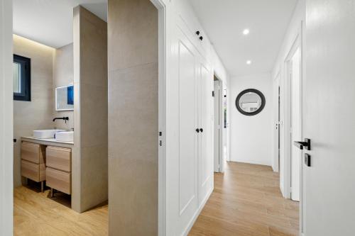 Bathroom, Nice Renting - BELLET - Live A Dream Villa Pool 3 Bedroom Garden Parking in Ventabrun