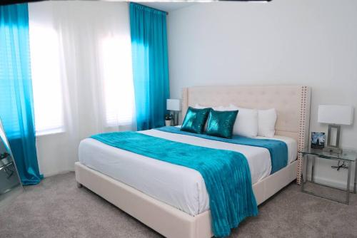 Beach Oasis - 2BD Luxury Kings at Jax Beach in Jacksonville Beach, USA