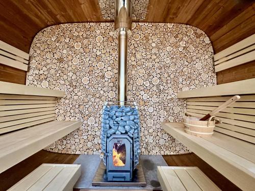 Sauna, Refuge Bay's Aer XL Dome Luxury Off Grid Escape in Alberta Beach (AB)