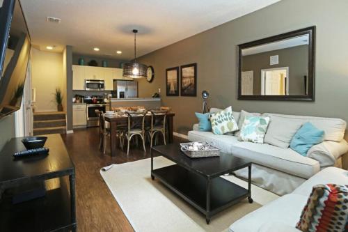 Your VIP Home in Orlando Disney 25106