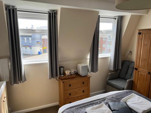 Willows Guest House - image 9
