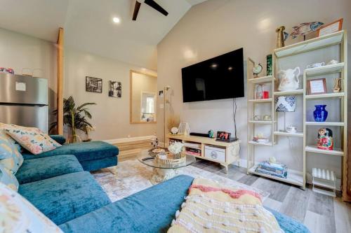 The Little Villa - 2Bed 1Bath Private Suite in บริสตอล (CT)