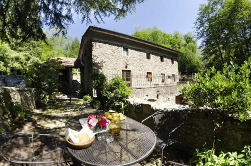 Ferienhaus mit Privatpool für 7 Personen ca 100 qm in Bagni di Lucca, Toskana Provinz Lucca