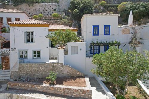 Douskos Citrus Apartments - Accommodation - Hydra