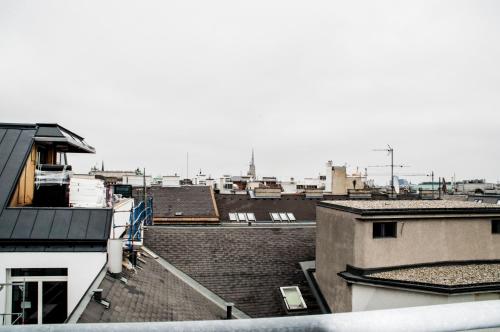 Penthouse Apartment with 3 Bedrooms -Getreidemarkt 18, 1010 Vienna image 4