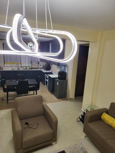 ห้องครัว, G&G Homes Executive One Bedroom in นากูรู่