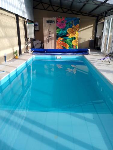 수영장, Host Patagonia in 플라사 우인쿨