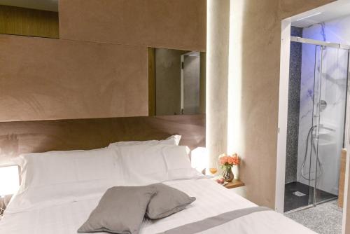 Sun Suite Luxury Pantheon - image 3