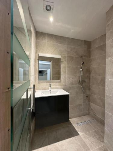 Appartement entier full équipé (Appartement entier full equipe) in Шарлеруа