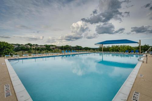 Lago Vista Golf Getaway with Decks and Pool Access! in Lago Vista, USA