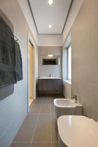 Surreo Luxury Bed & Breakfast - image 8