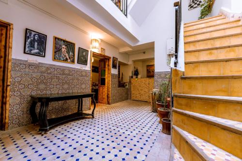 Giraffe Hostel-Sea view Rooftop in Essaouira