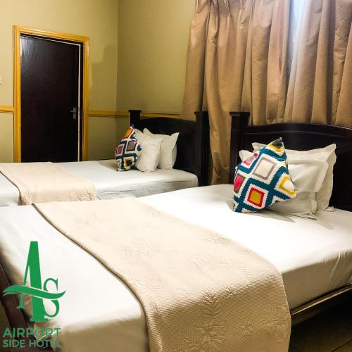 Airport Side Hotel in Kpeshie