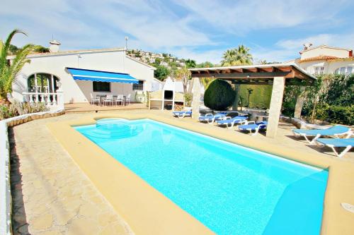 Kathrin - beautiful little house in pretty grounds with lovely views in Benissa