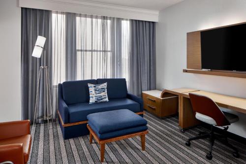 Courtyard by Marriott Nashville Downtown - image 9