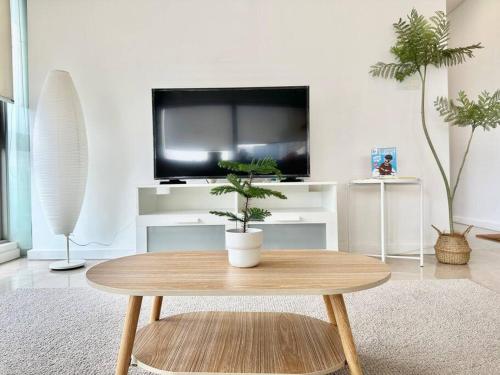 Bintang Fairlane Residence Cozy Fam Suite - 2B2R - image 10