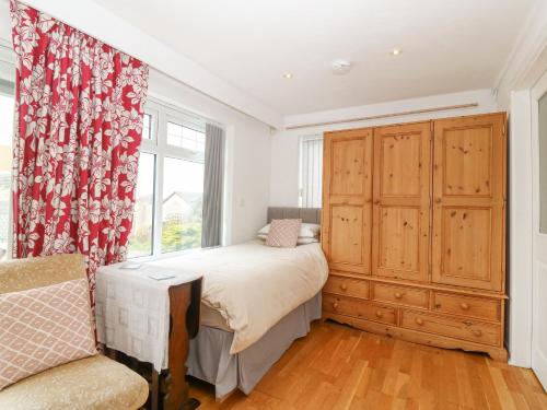 Gables Retreat - image 8