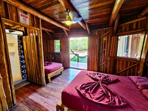 Don Jon's Surf and Yoga Lodge in Santa Teresa