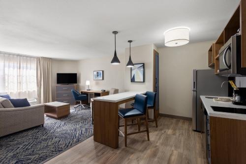 Candlewood Suites Yuma, an IHG Hotel