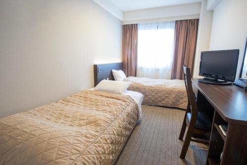 2 twin beds