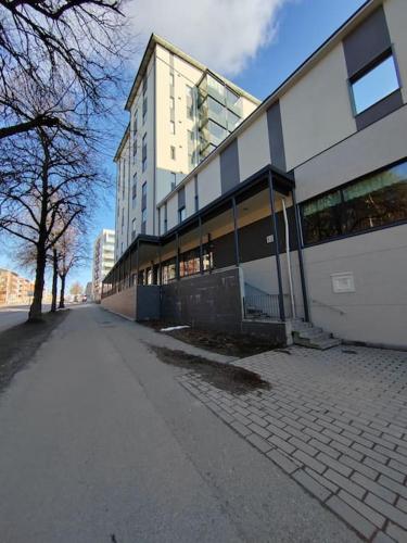 Keskustan tyylikkäin studio omalla autopaikalla (Keskustan tyylikkain studio omalla autopaikalla) in Lappeenranta