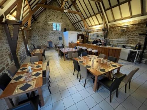 Restaurant, Domaine des Etangs de Taysse in Espagnac