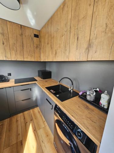 кухня, Luksusowy Apartament nad Jeziorem in Штум