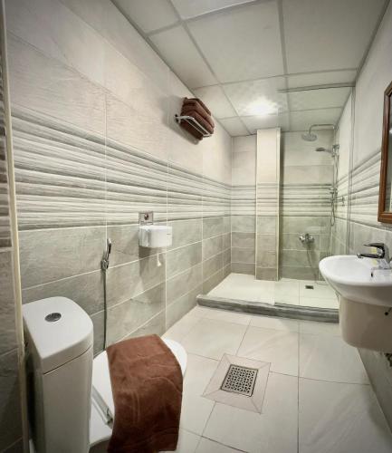 Deluxe Triple Room room in Anbat Midtown Hotel