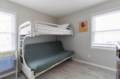 Cozy 3BR Home - Steps from the Shore in Brigantine, USA