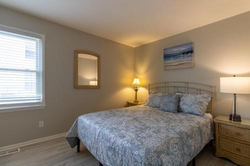 Cozy 3BR Home - Steps from the Shore in Brigantine, USA