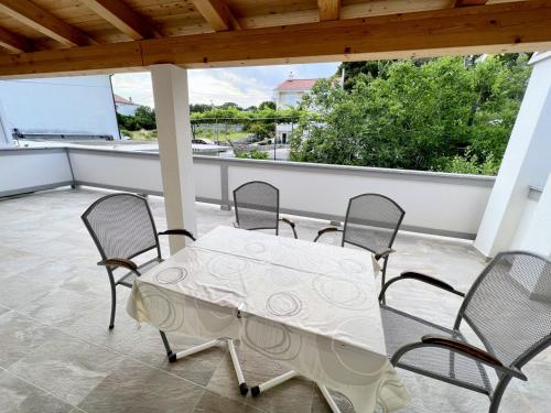 Rab Apartments Lee Loo - image 3