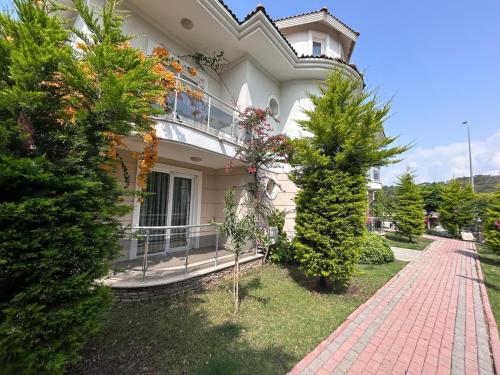 Fethiye Calish Beach Duplex Apartment