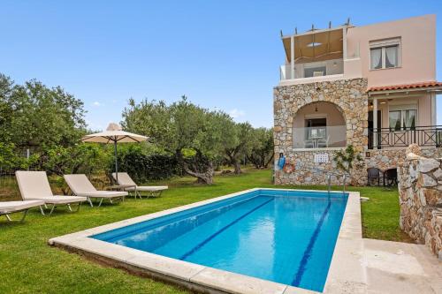 Sea view villa Manolis with private pool near the beach