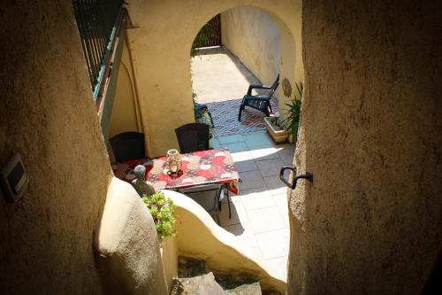 Gîte atypique dans une maison du 18ème siècle (Gite atypique dans une maison du 18eme siecle) in 亞薩爾