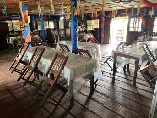 Hotel Germain - Ganvié Holiday Resort (Hotel Germain - Ganvie Holiday Resort) in Bopa