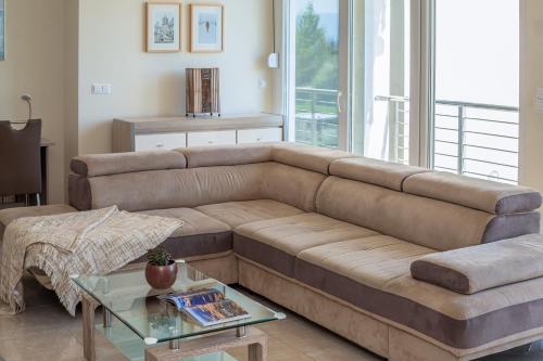 AP 6+2 in one of the most luxury building in Omis, Омиш (фото 5)