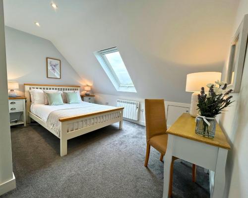 New Forest Lodge - main image
