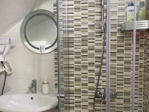 Apartment LAKEVIEW - image 12