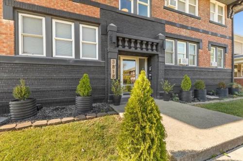 PetFriendly 2BR Convenient to Stadium&Downtown - ctd near Crown Hill Temető