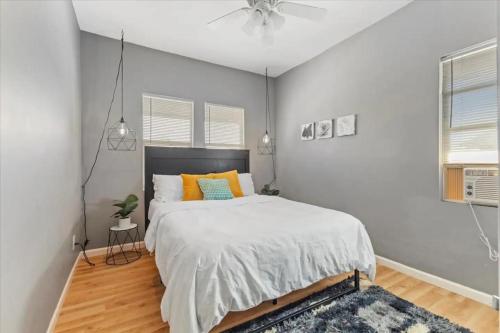 PetFriendly 2BR Convenient to Stadium&Downtown - ctd near Crown Hill Temető