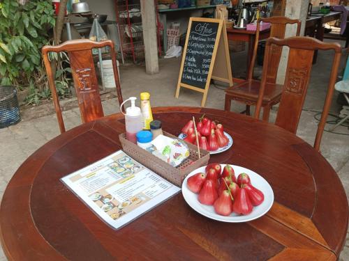 Song Lao Guesthouse in 타켁