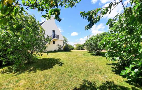 Amazing Apartment In Concarneau With Wifi