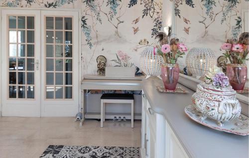 Three-Bedroom Apartment 0 in Concarneau - image 3