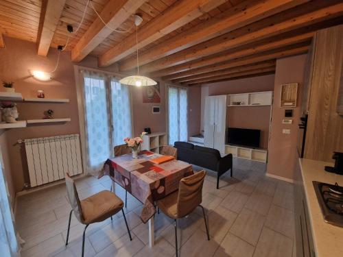 Konyha, LA CASA DI ALICE in Lenno
