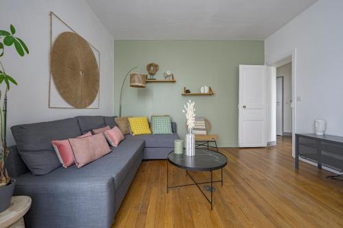 Roland Garros - Bright 2-Room Flat