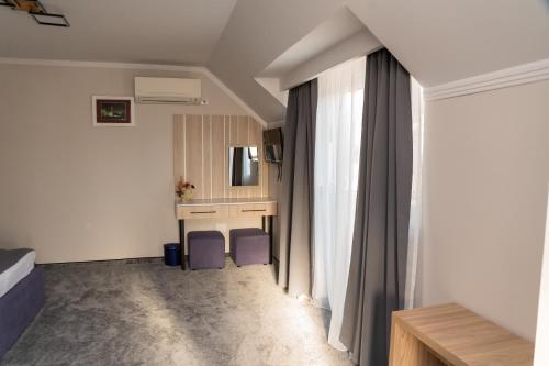 Complex Turistic Monaco - image 12