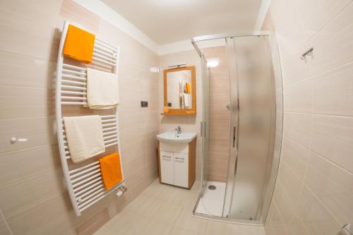 Double or Twin Room with Private Bathroom