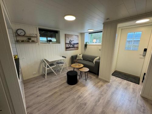 Mini apartment in centre of Jørpeland, Jorpeland (fotografie 6)