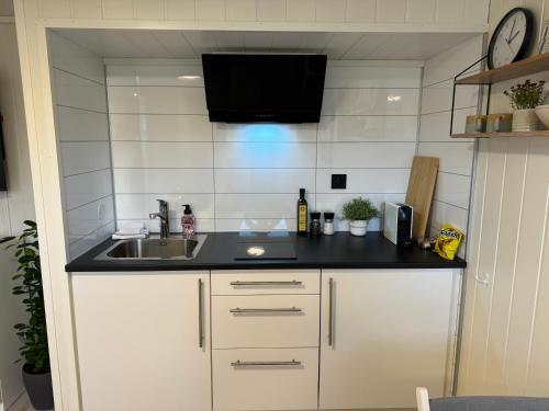 Mini apartment in centre of Jørpeland, Jorpeland (fotografie 9)